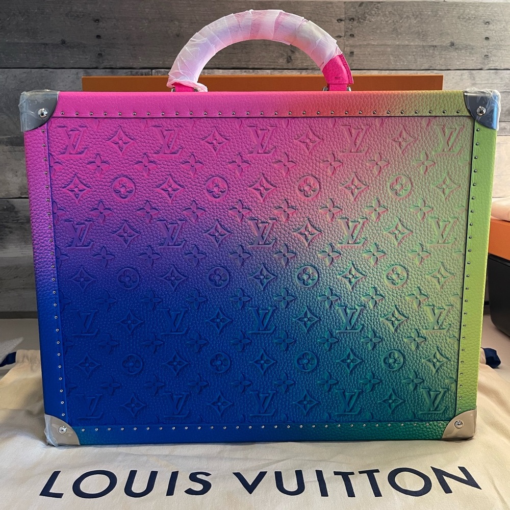 New! RARE LIMITED EDITION Louis Vuitton Virgil Cotteville 40 leather multicolor!